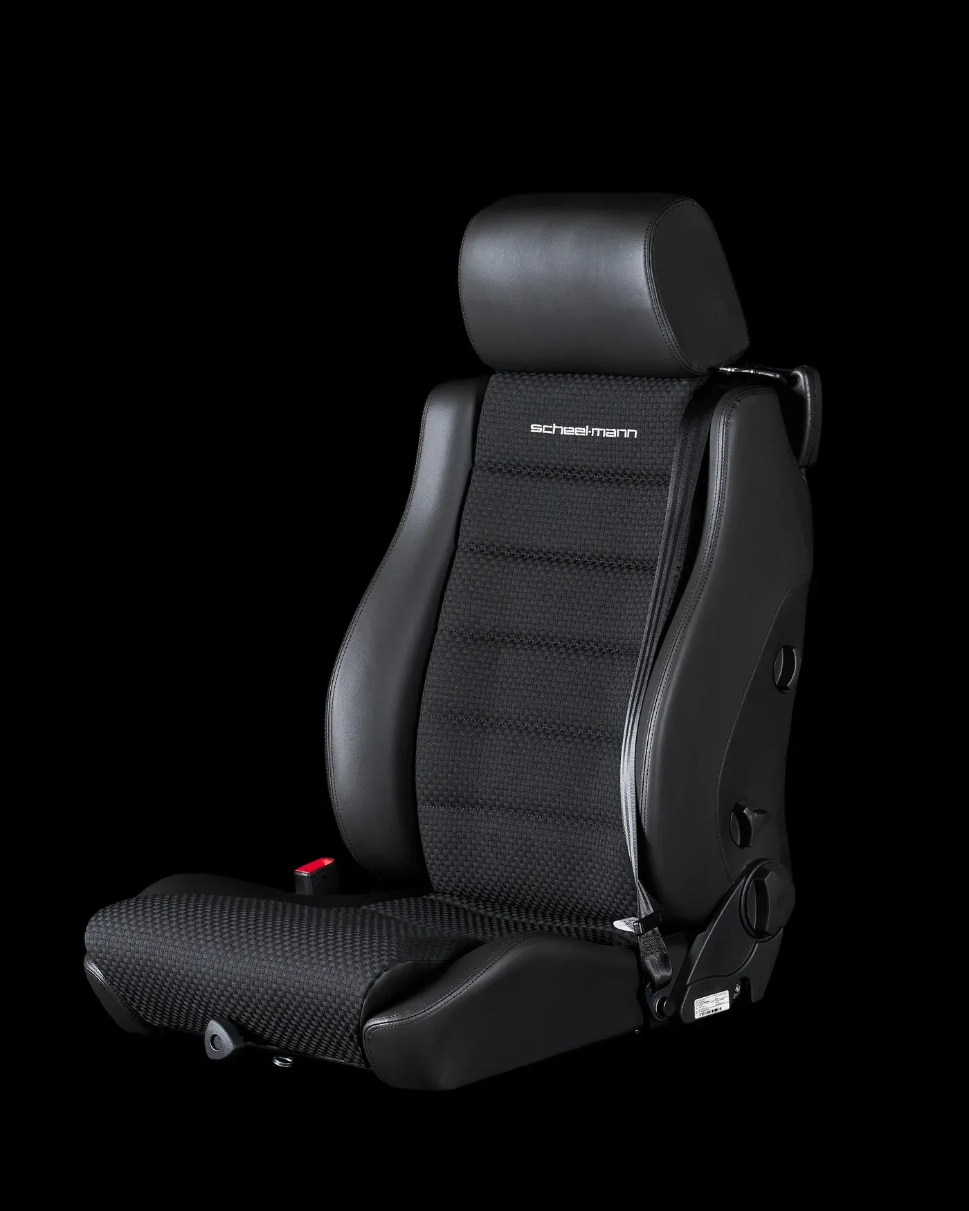 Scheel-Mann Vario F with Integrated Seatbelt