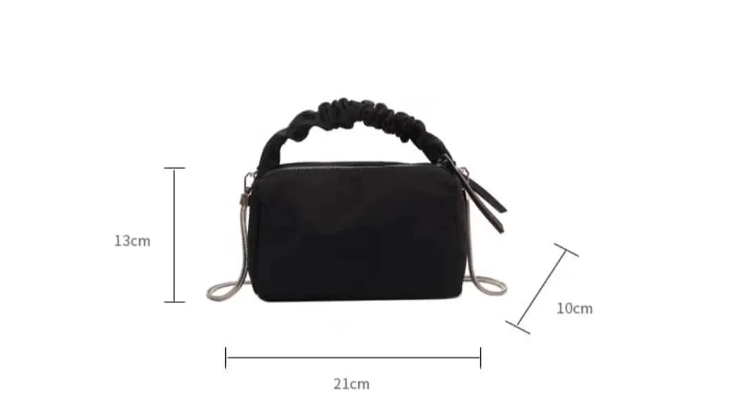 Stylish Speedy Waterproof Sling Handbag For Women