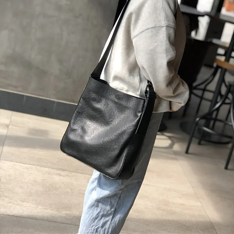 Stylish Womens Leather Tote Bag Black Leather Shoulder Bag For Women